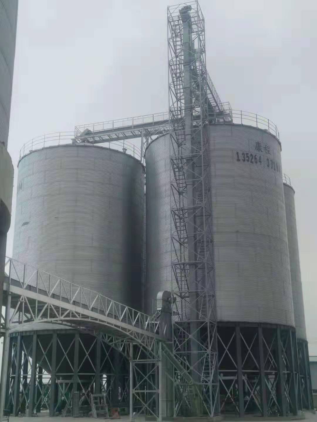 玉米倉